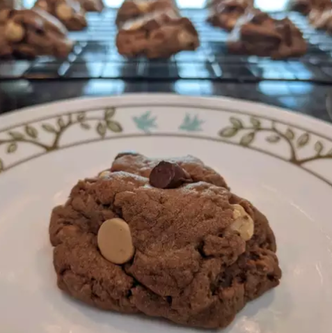 Chocolate Peanut Butter Cup Cookie